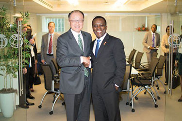 Grenada PM meets with World Bank President